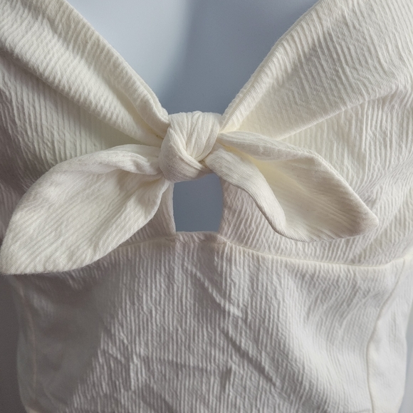 Forever 21+ Crop Top - Picture 3 of 4